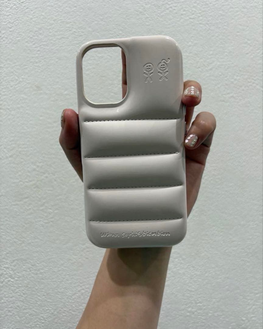 Urban Sophistication 16 iPhoneカバー