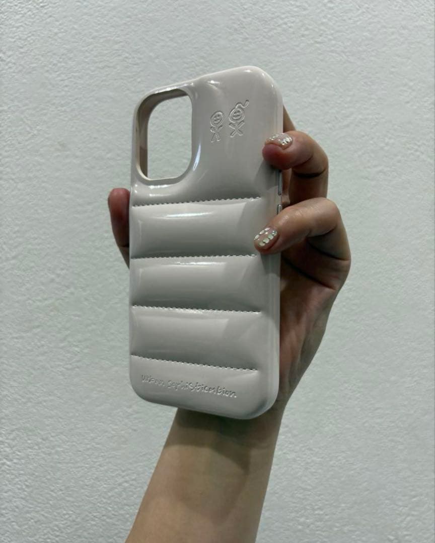 Urban Sophistication 16 iPhoneカバー