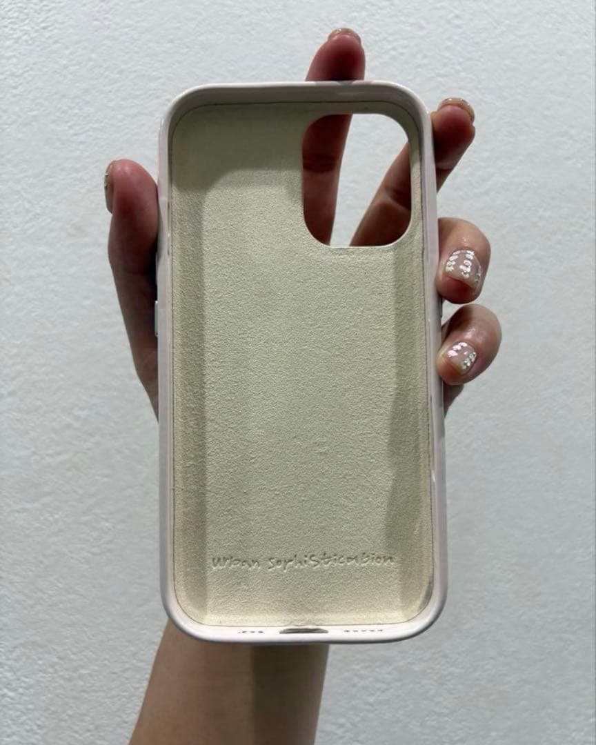 Urban Sophistication 16 iPhoneカバー