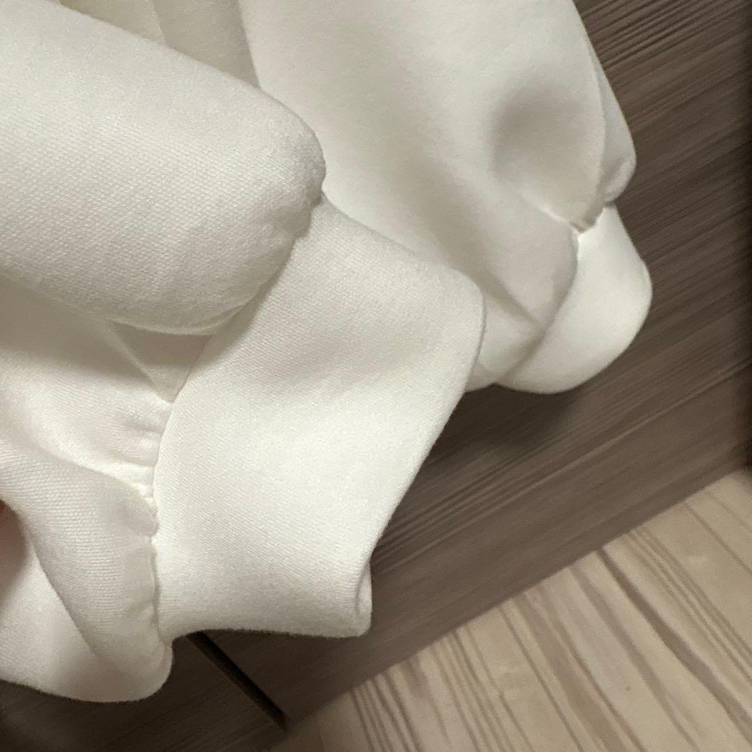 Chesty 新品タグ付き　Anna ボンディングトップス　Whiteサイズ1