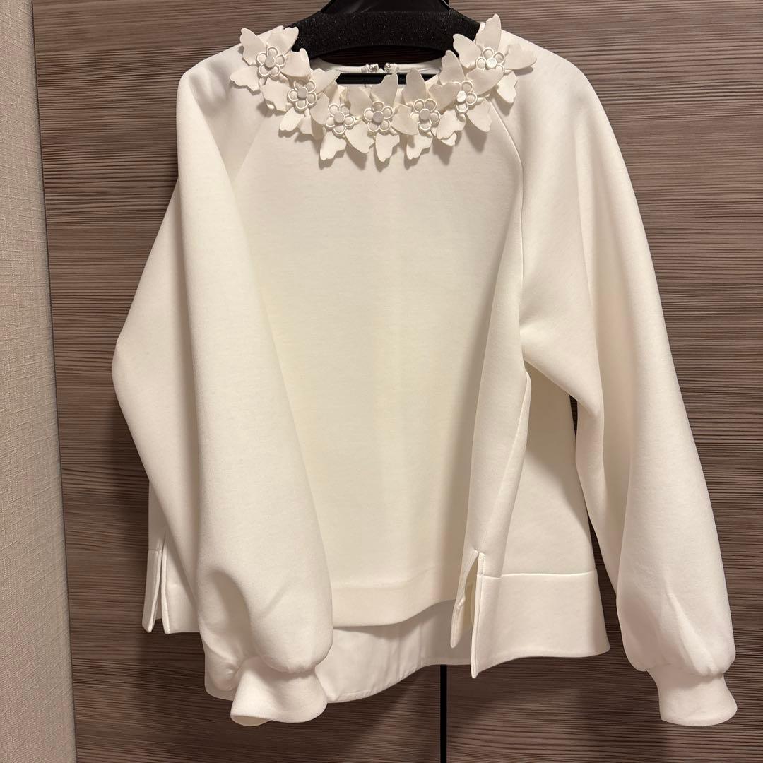 Chesty 新品タグ付き　Anna ボンディングトップス　Whiteサイズ1