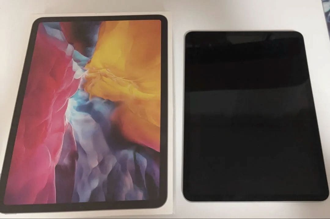 iPad Pro 11インチ 第2世代 128GB Wi-Fi ケース付