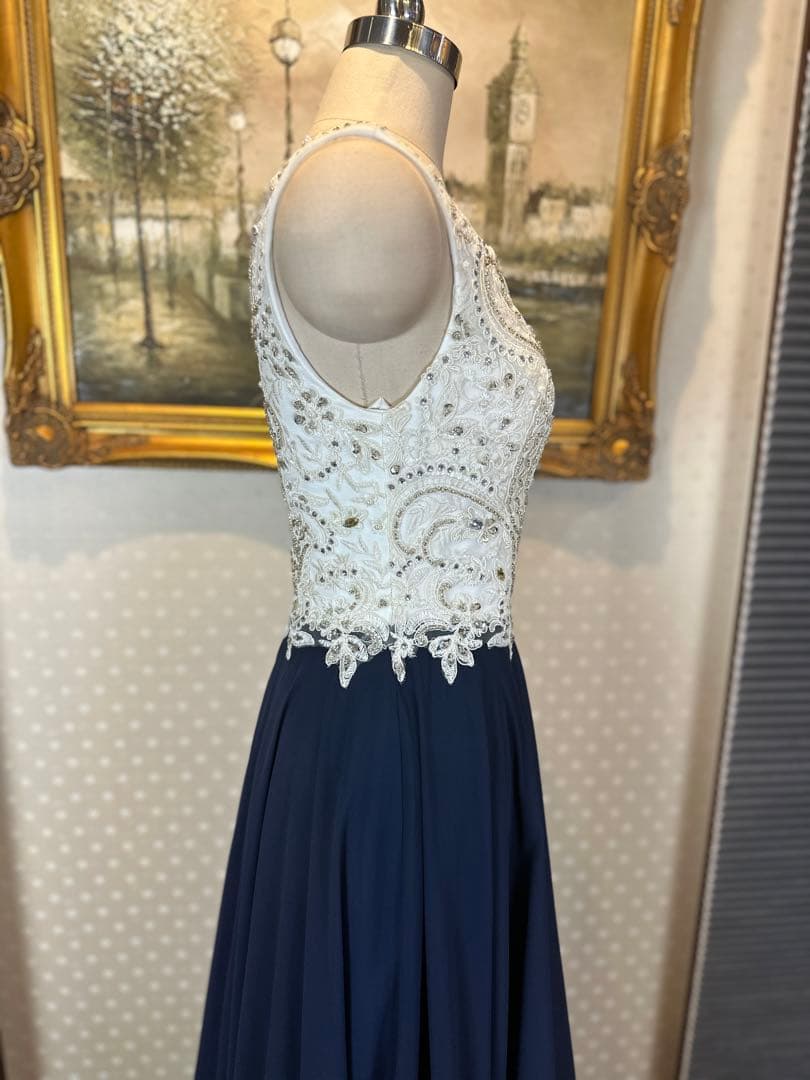 ネイビー ビーズ刺繍Aラインロングドレス