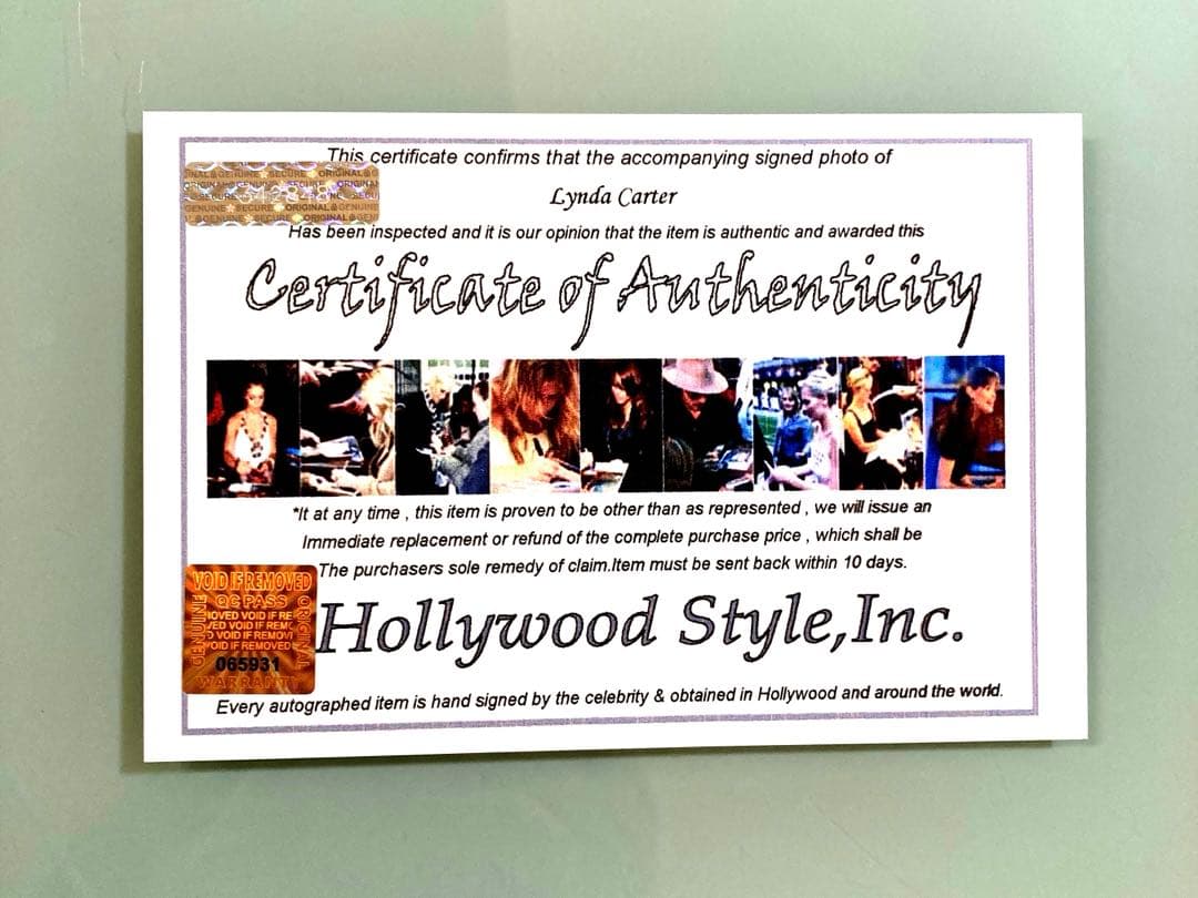 リンダカーター直筆サイン入り2Lサイズ写真…ワンダー・ウーマン…