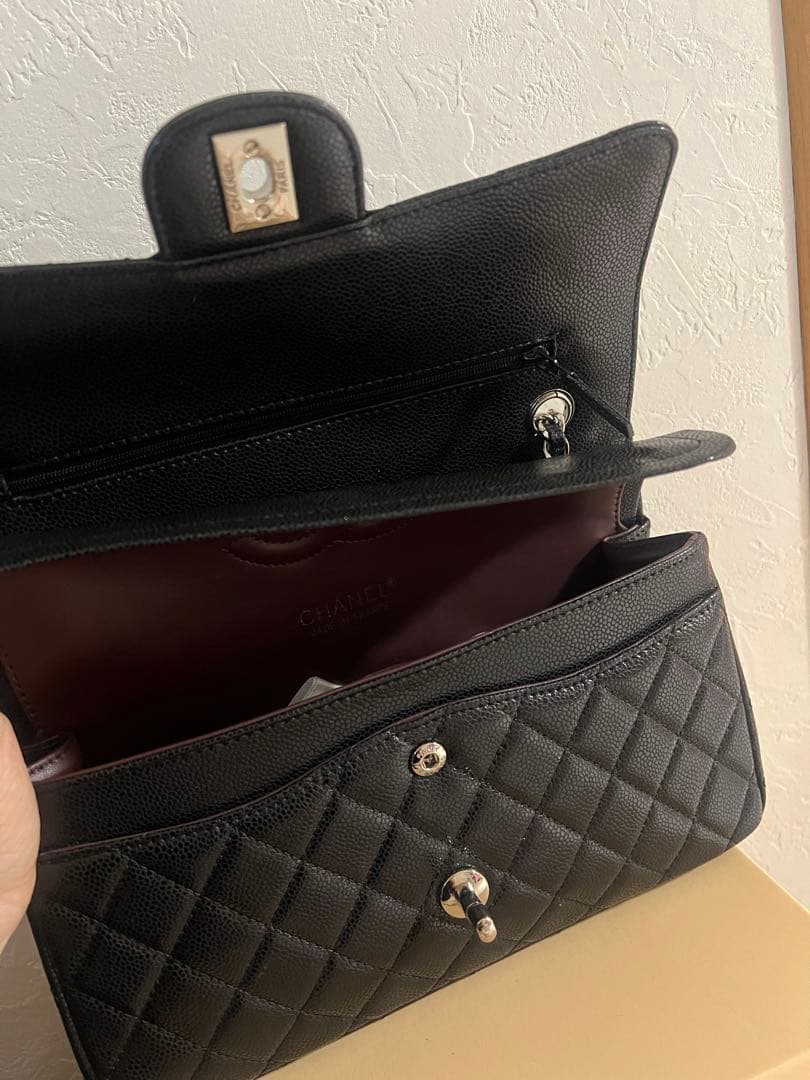 CHANEL シャネルブラックレザー ショルダーバッグ