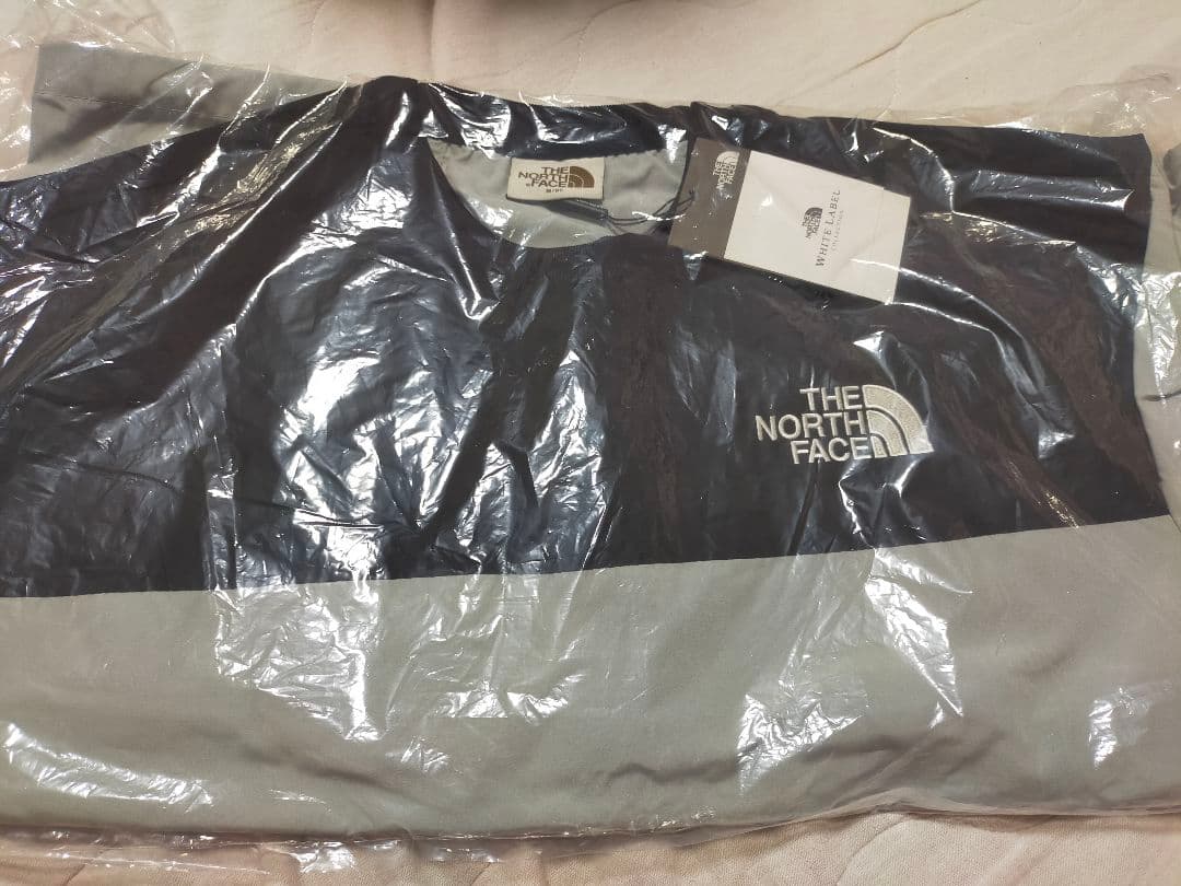 希少品　ノースフェイスホワイトレーベルALBANY CREWNECK Мサイズ