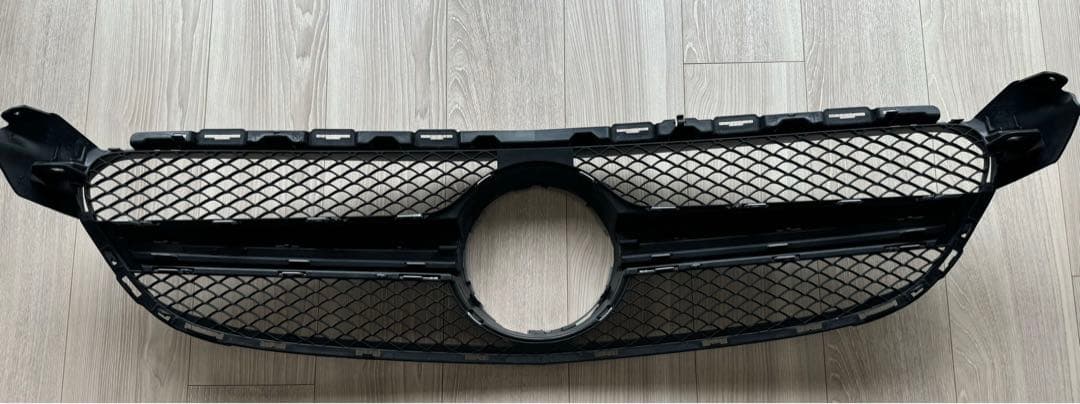 【美品】メルセデスベンツ C63 純正グリル W205AMG