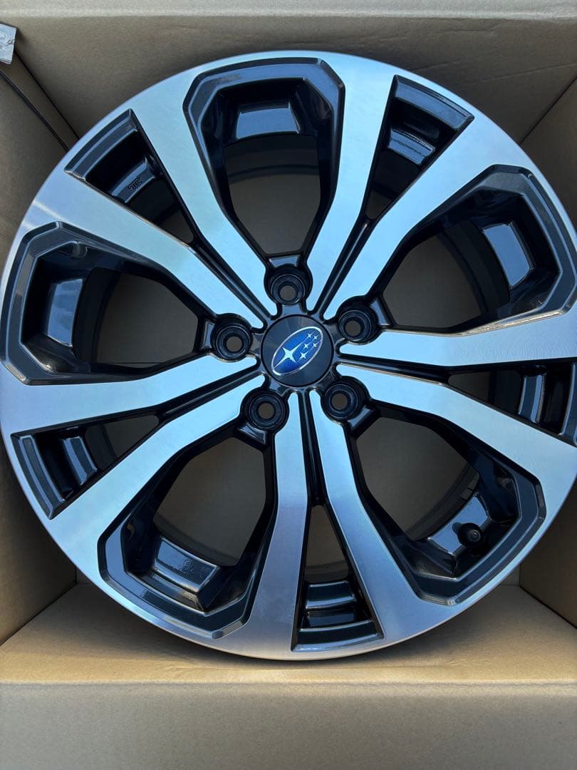 [送料込み]ホイール①スバル フォレスター 18インチ ホイールのみ