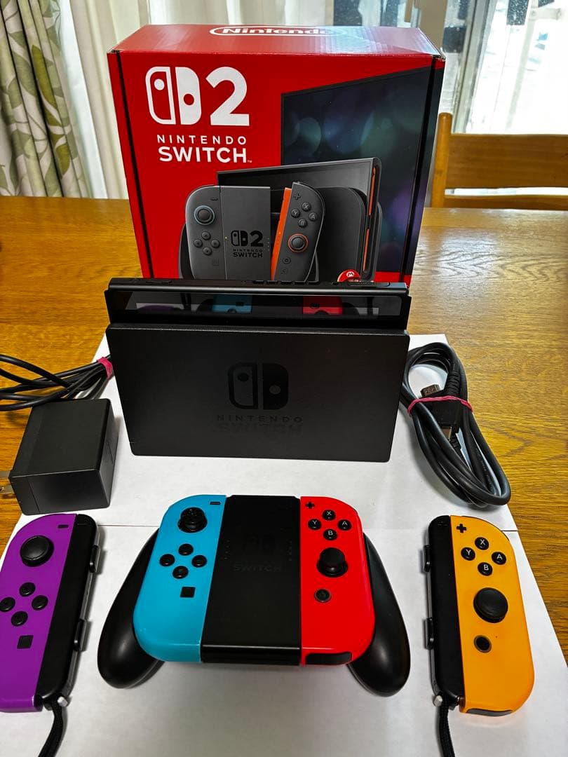 Nintendo Switch 本体 多色 Joy-Con付き
