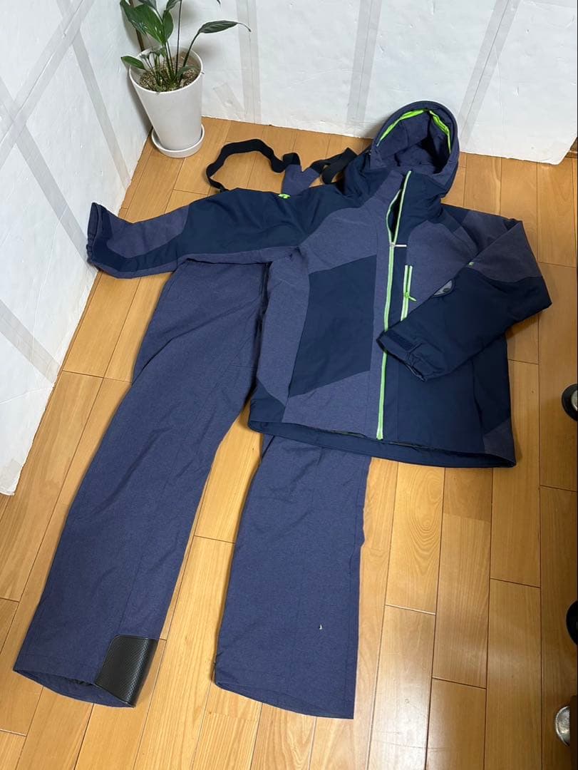 デサント　スキーウェア　上下セットXOサイズ