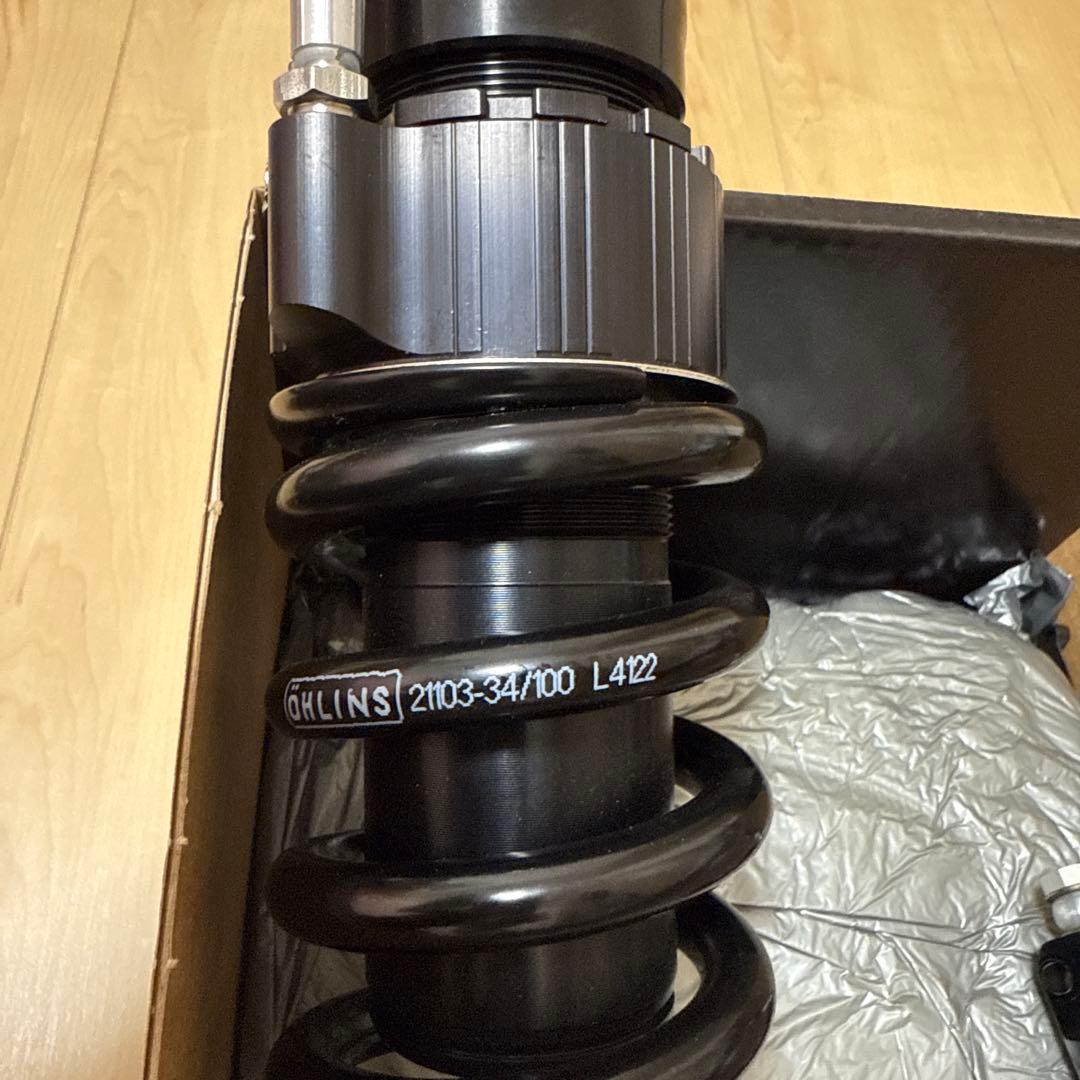 パーツ Z900RS KA740 OHLINS Blackline