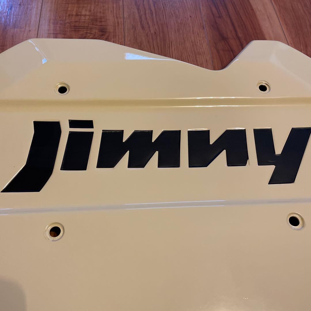 カースタイル　ジムニーJB64 74リアゲートカバー　塗装済み