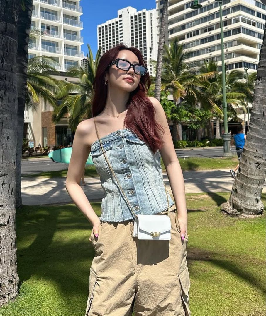 中町綾さん着用ALEXIA STAM カーゴパンツ