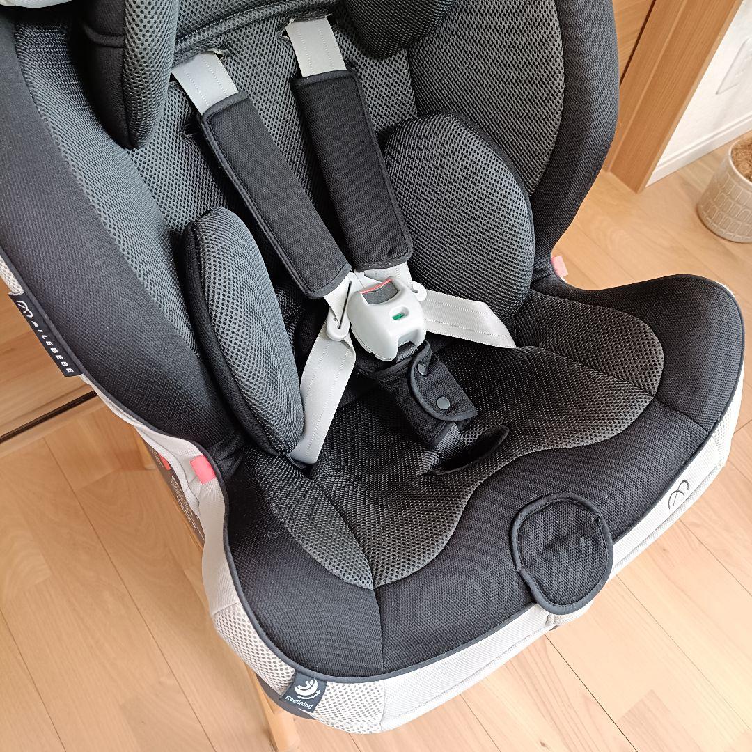 【美品】エールベベ スイングムーン プレミアム チャイルドシート　１歳頃〜