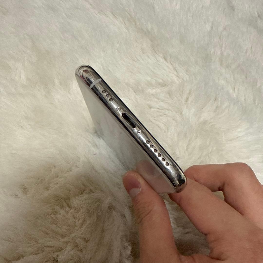 iPhone Xs 64GB シルバー SIMロックあり