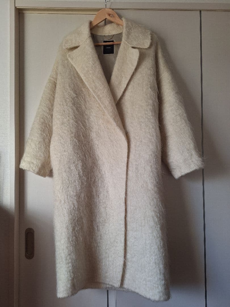 ebure エブール　モヘアリバーシャギーロングコート　オフホワイト