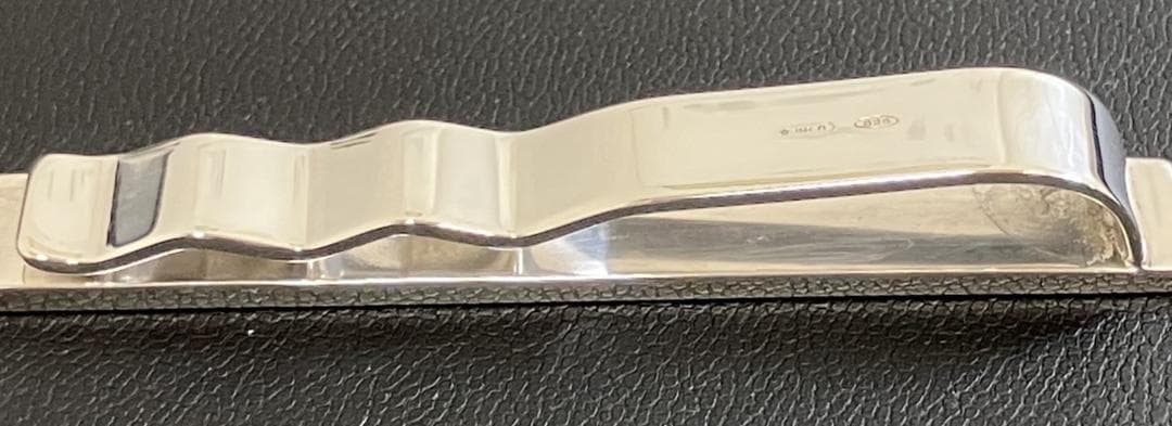 【美品】GUCCI ネクタイピン　GUCCIロゴ　925