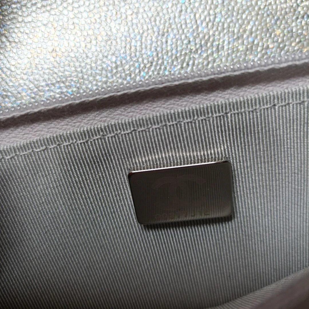 CHANEL シルバー キルティング ショルダーバッグ