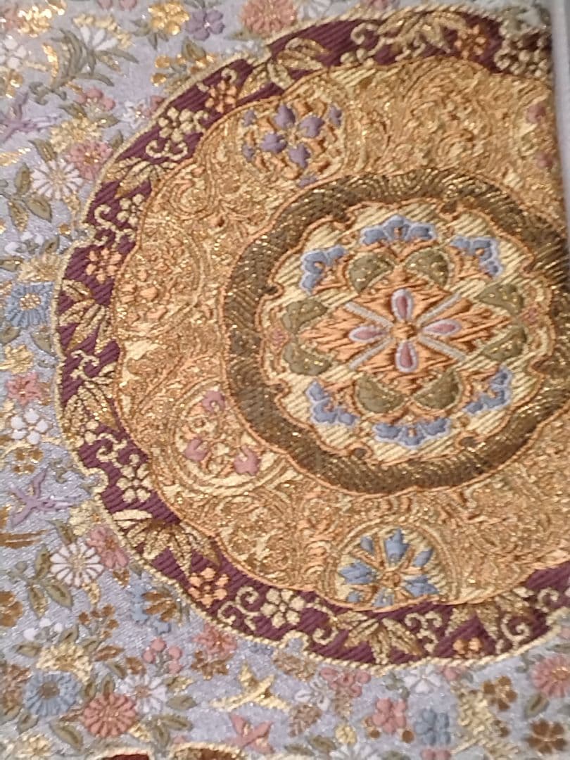 豪華な多色金糸袋帯