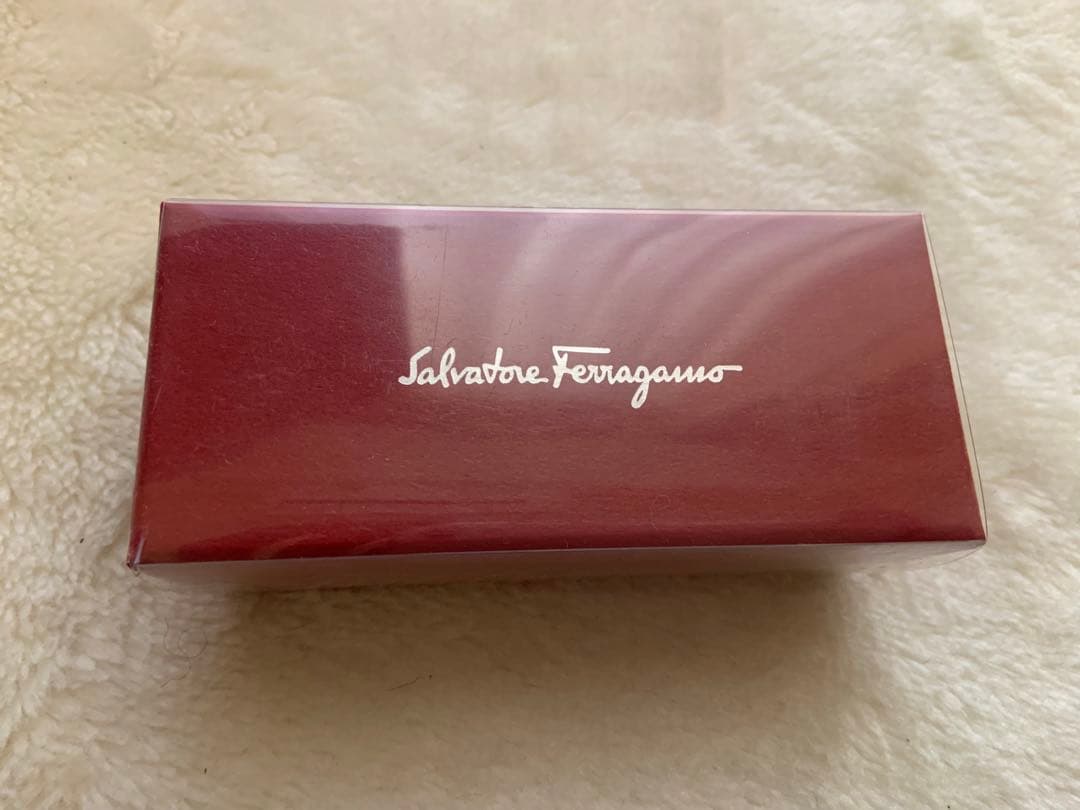 【新品未使用】フェラガモ　ヴァラリボン　バレッタ　ボルドー×ゴールド