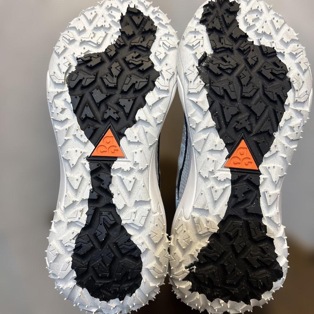 新品　ナイキ ACG　マウンテン フライ 2 ロー　24.0cm