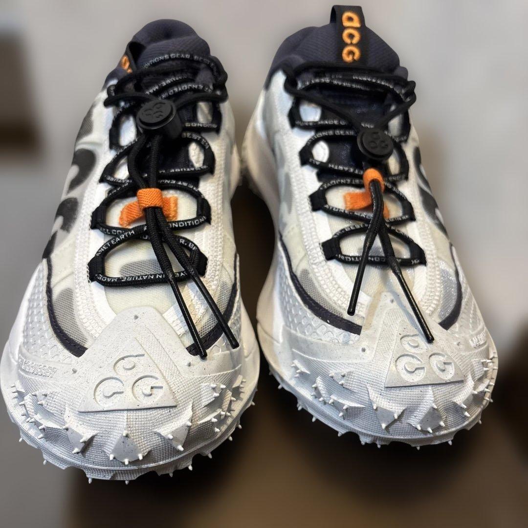 新品　ナイキ ACG　マウンテン フライ 2 ロー　24.0cm