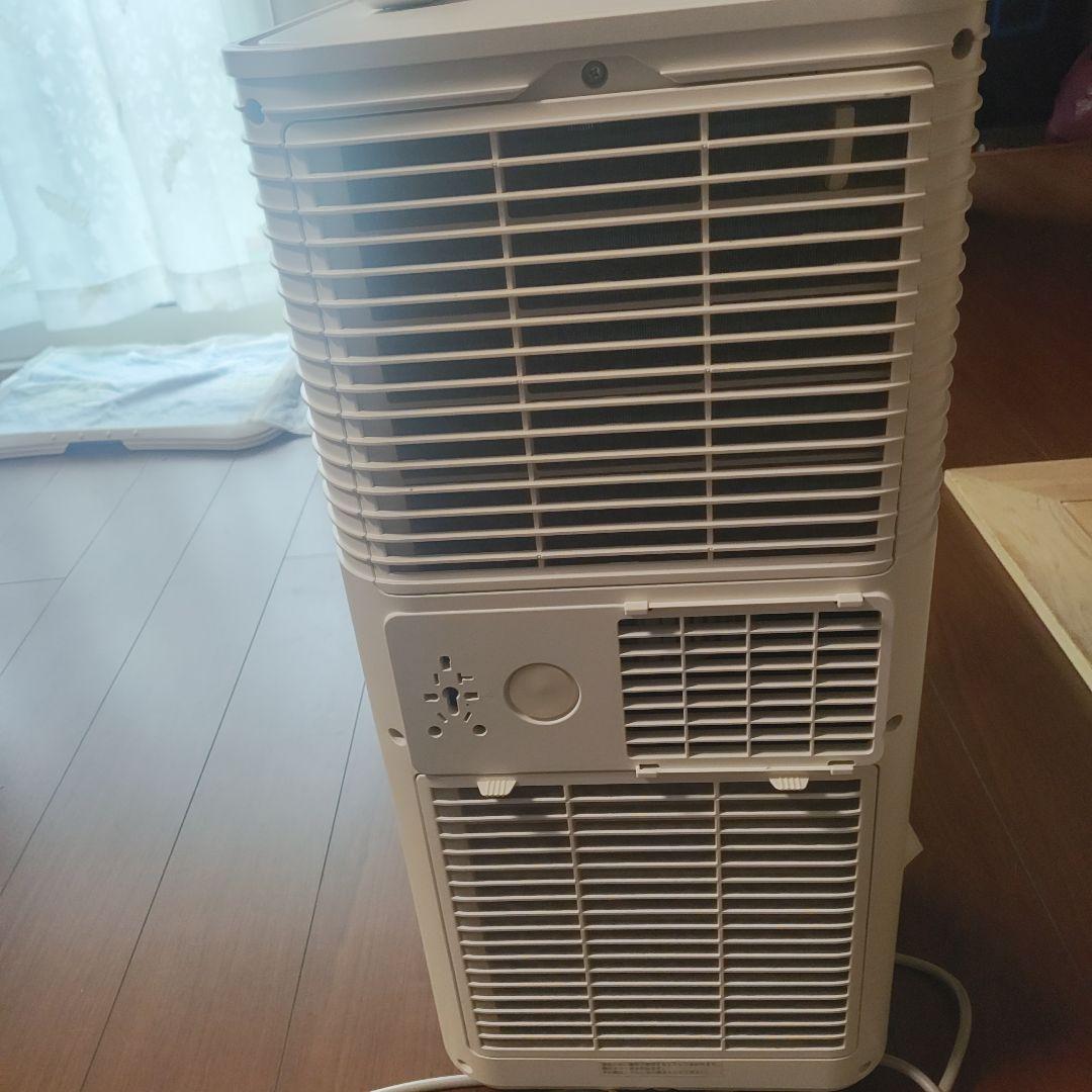 卓上置き方クーラ22年式リモコン付きです