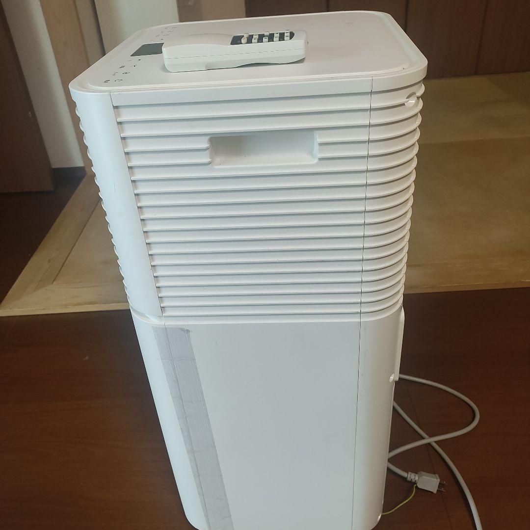 卓上置き方クーラ22年式リモコン付きです