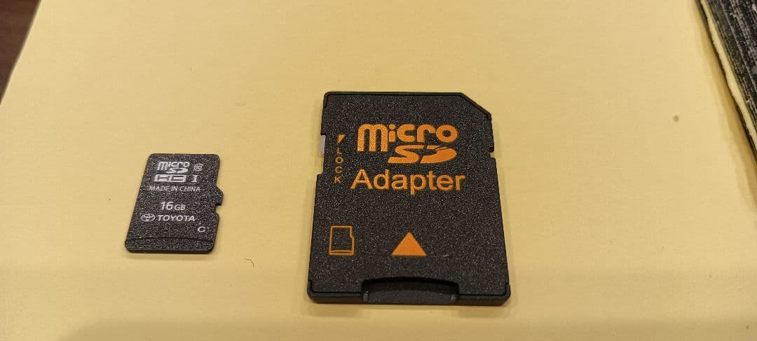 トヨタ純正SDナビ用地図更新SDカード　08675-0BH72　2023秋版