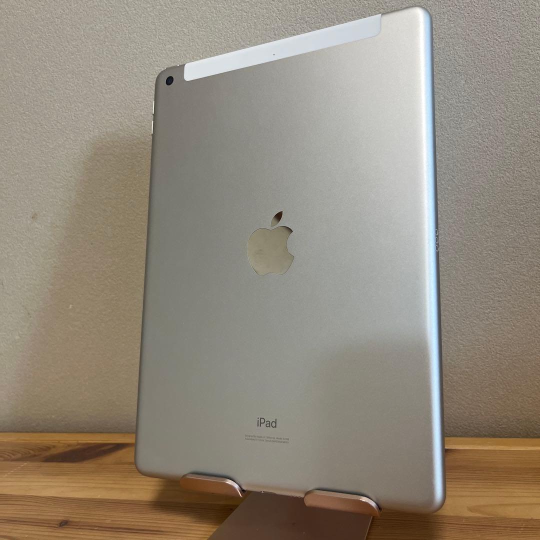 超美品！iPad 7世代 32G Wi-Fi + Cellular SIMフリー