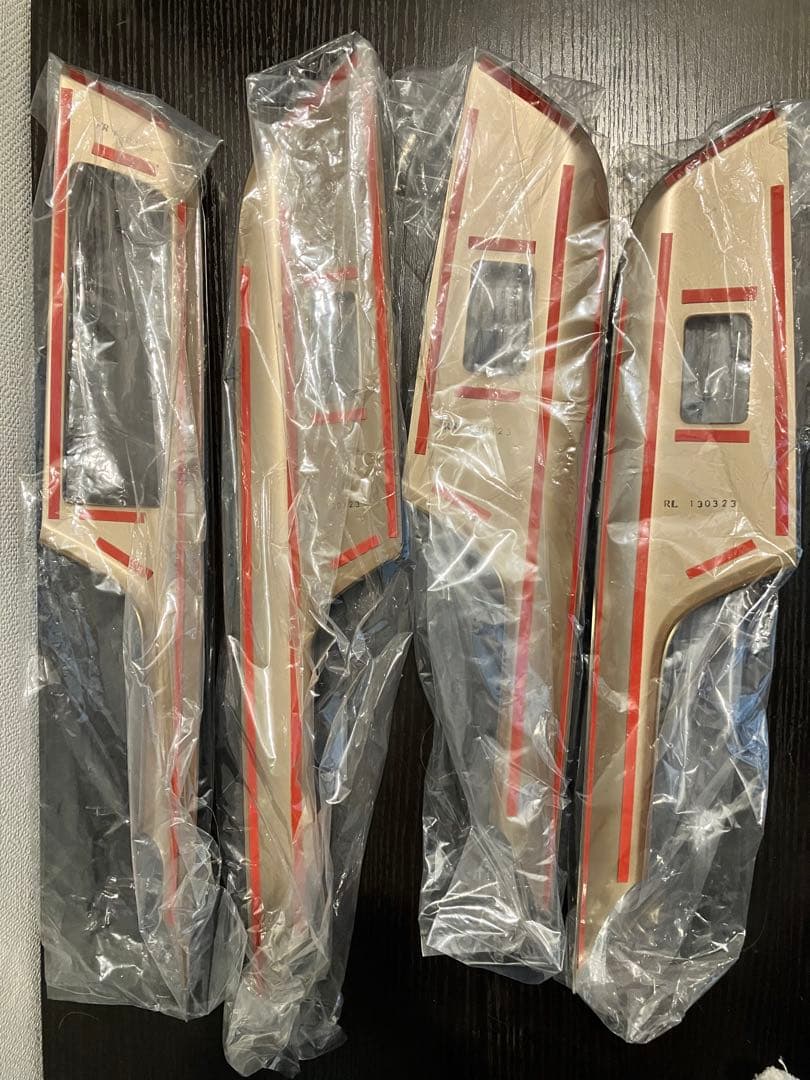 ハリアー80用 セカンドステージ製エボニー調 ドアパネル 未使用新品おまけ付