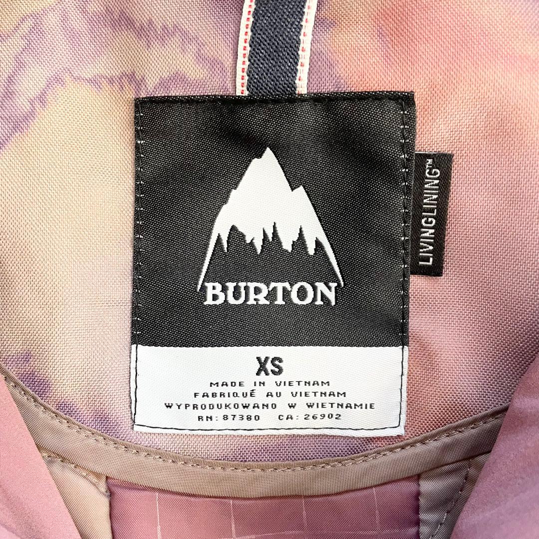 4434【美品】バートン スノボウェア ジャケット 中綿入り レース柄プリント