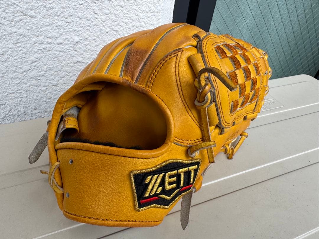 【ZETT 源田モデル】ゼットプロステ　一般軟式内野手用グラブ
