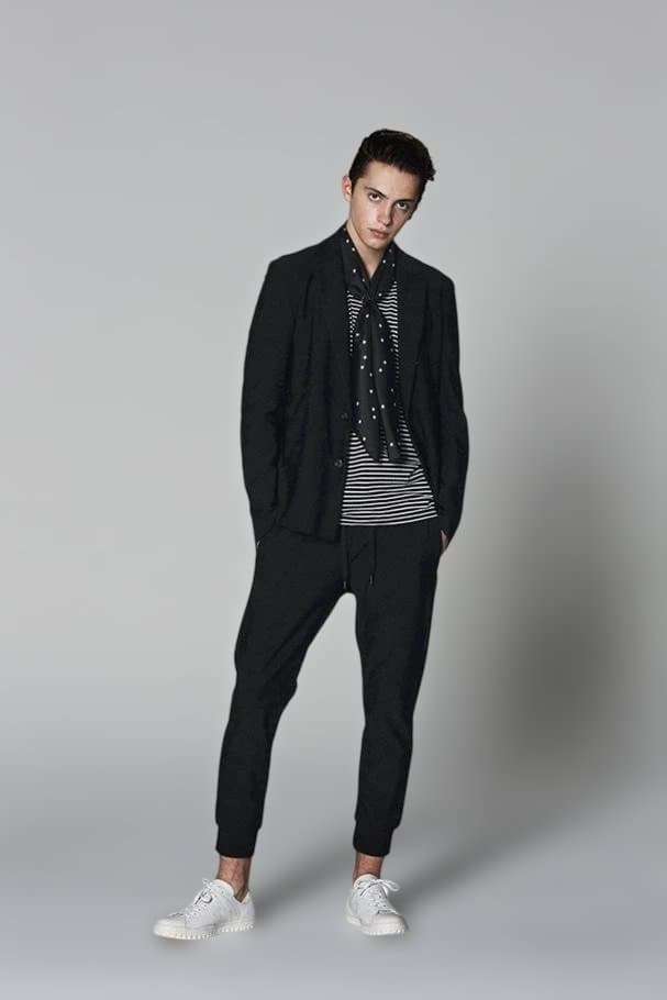 ATTACHMENT ストレッチジャカード セットアップスーツ サイズ３