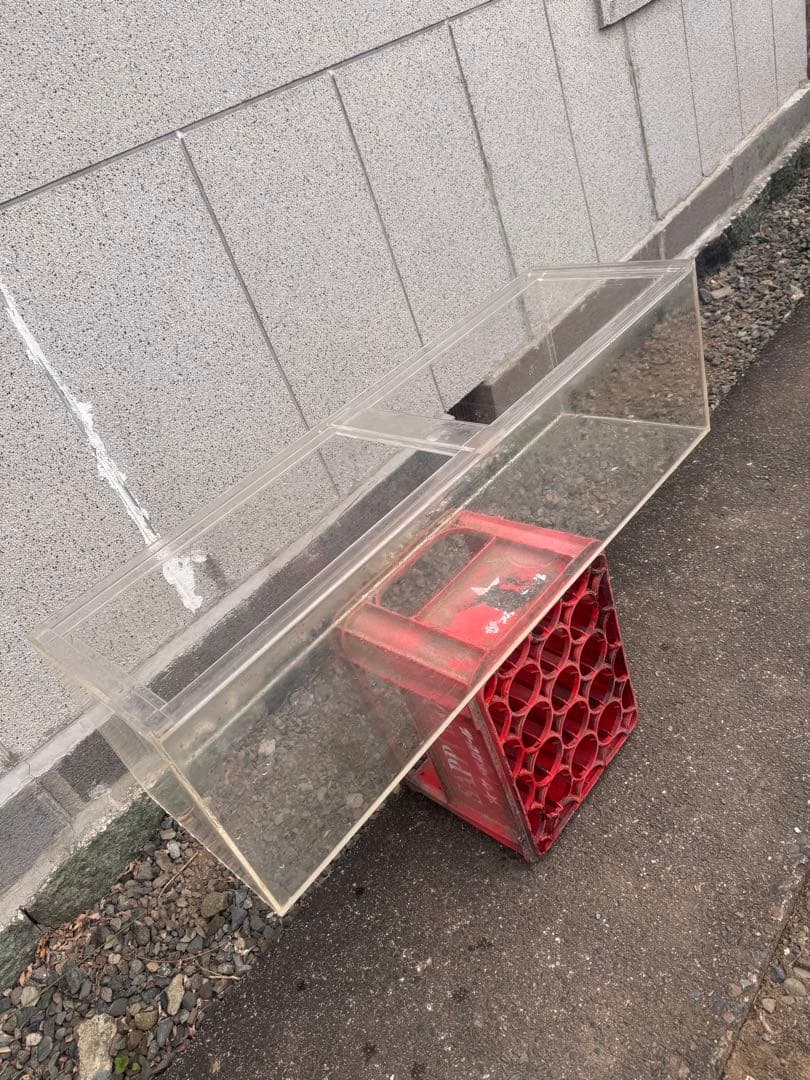 チ*じ様 アクリル水槽 1000×300×300