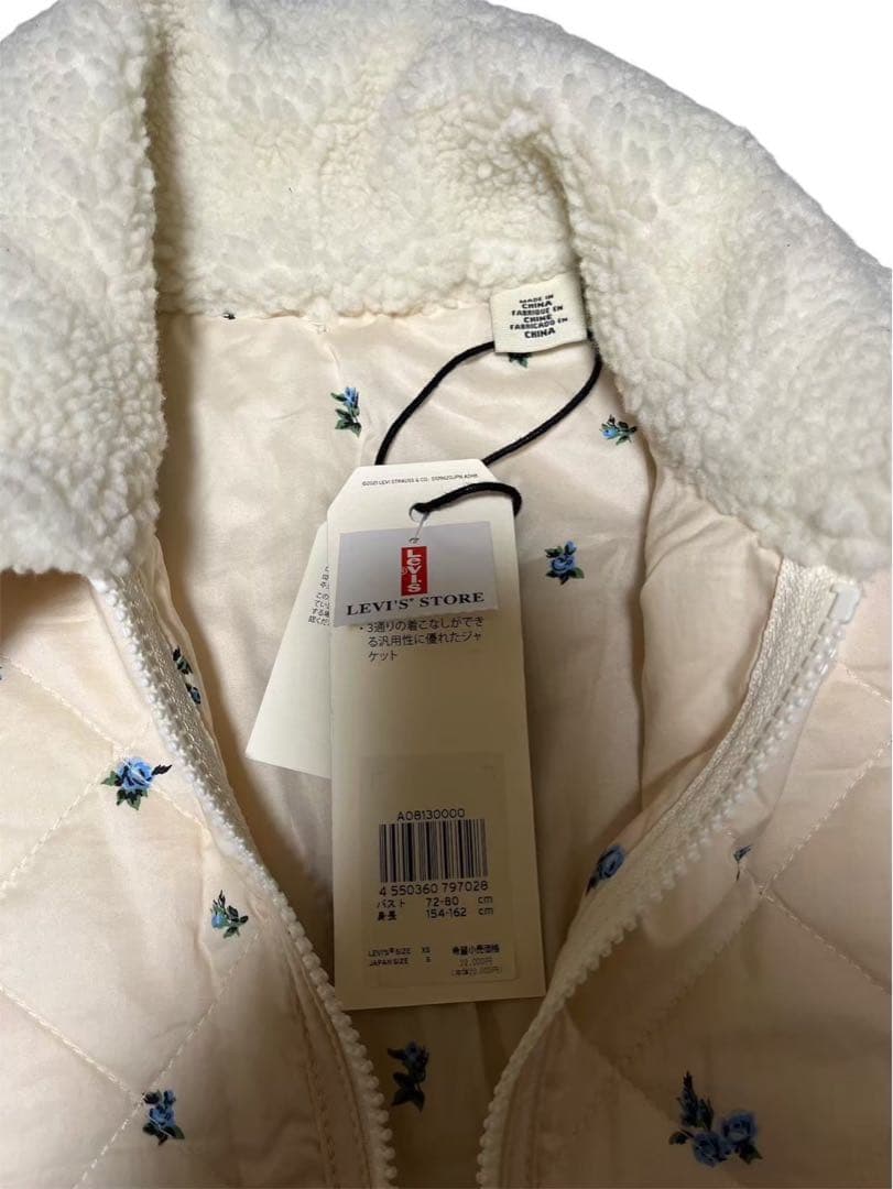 美品◎新品付きLevi'sリーバイスデニムジャケット 3ウェイ　花柄