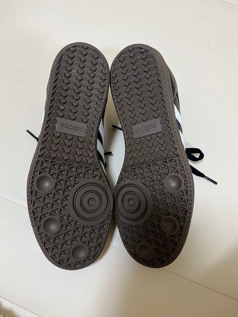 adidasサンバ　２３.5センチ