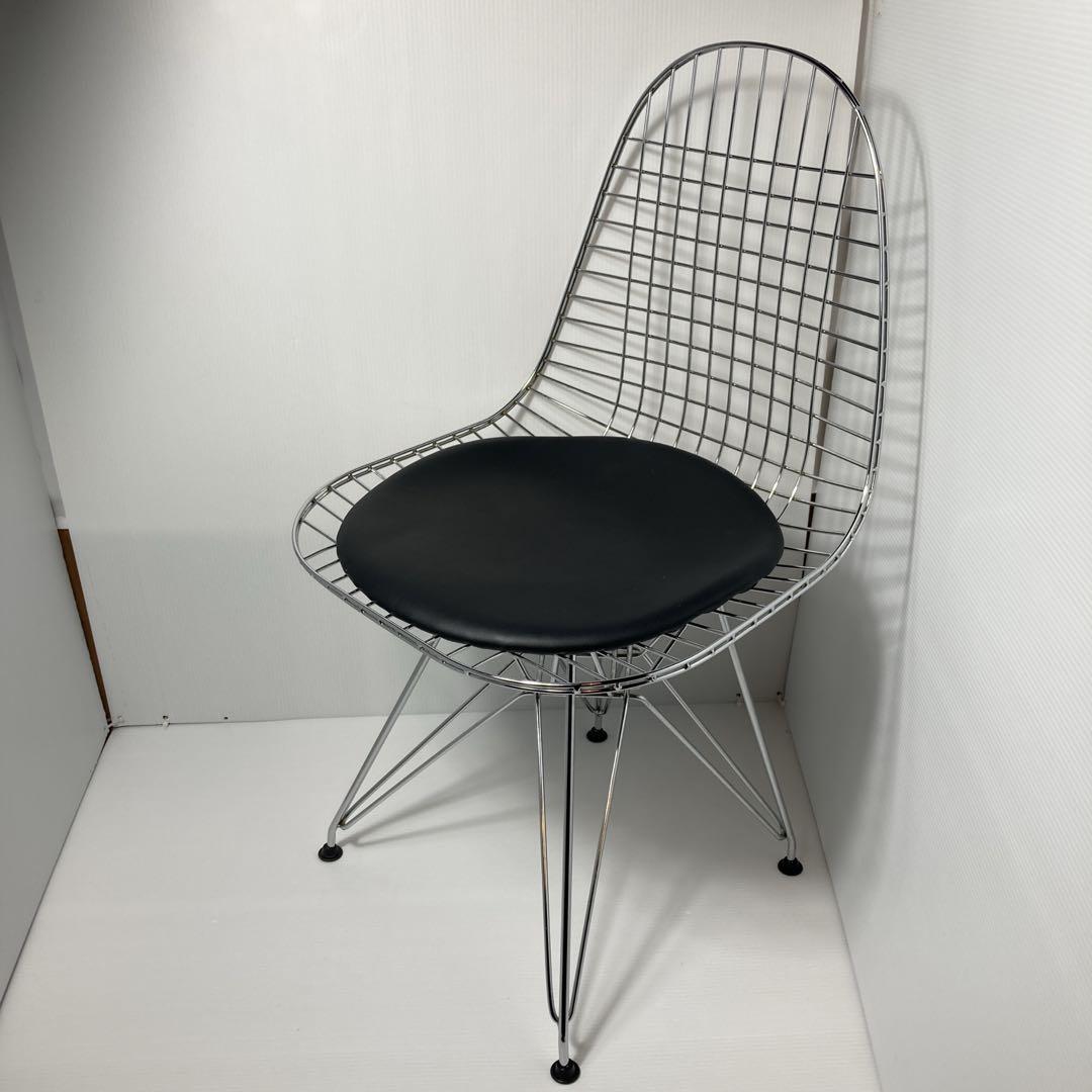 イームズ　ワイヤーチェア　リプロダクト　ミッドセンチュリー　ダイニングチェア