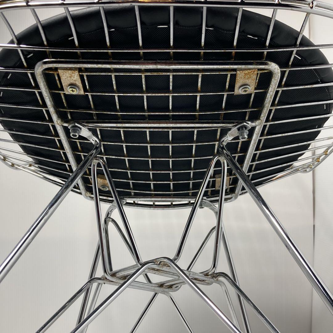 イームズ　ワイヤーチェア　リプロダクト　ミッドセンチュリー　ダイニングチェア