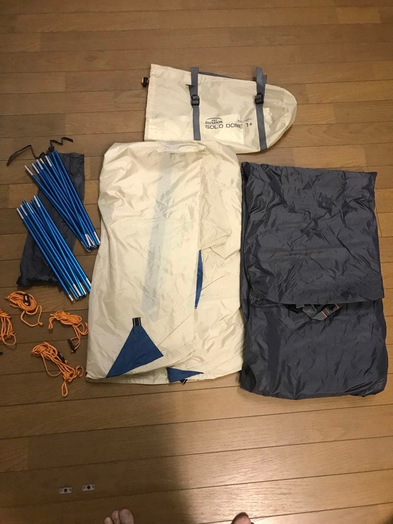 BUNDOK SOLO DOME 1+ キャンプテント　BDK-08RS