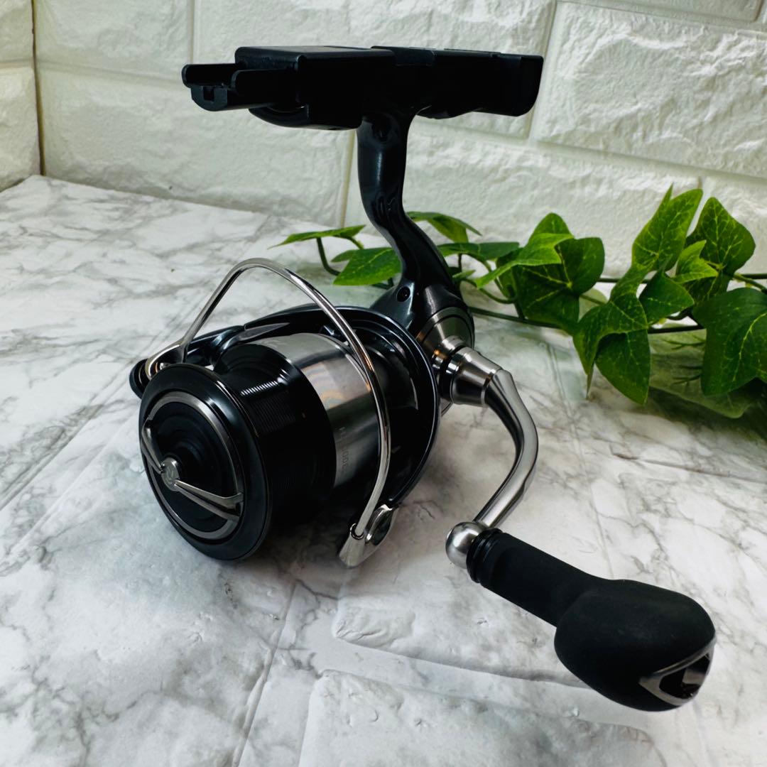 ✨美品✨ ダイワ　24セルテート LT3000-XH
