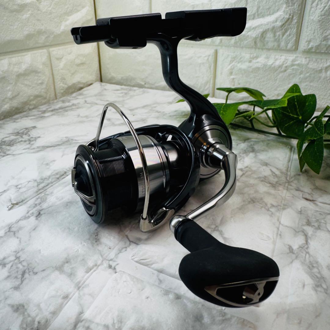 ✨美品✨ ダイワ　24セルテート LT3000-XH