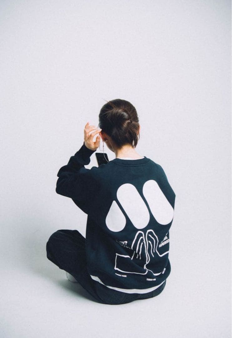 味な副音声　モスバーガー スウェット　平野紗季子　味マート　ネイビーM