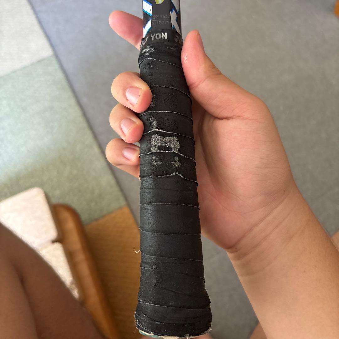 ひー　 YONEX テニスラケット ボルトレイジ5S