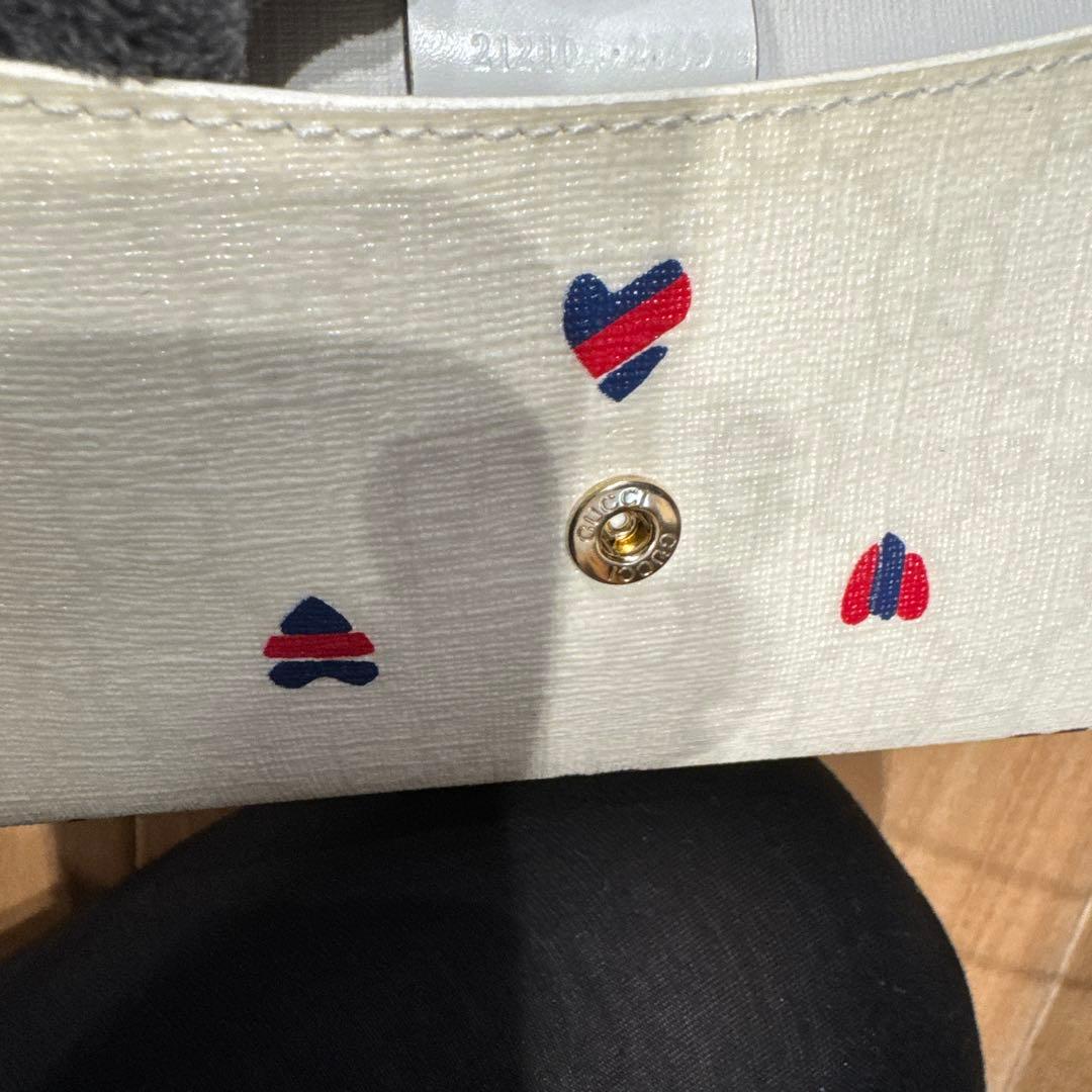GUCCI ハート柄 長財布