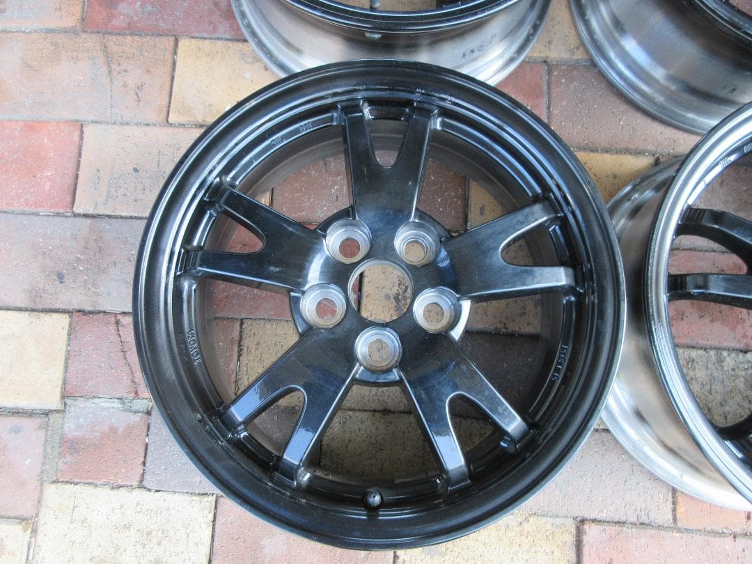 送料込み！冬タイヤ用にも！ 30プリウス純正後期 15インチホイール 良品4本組