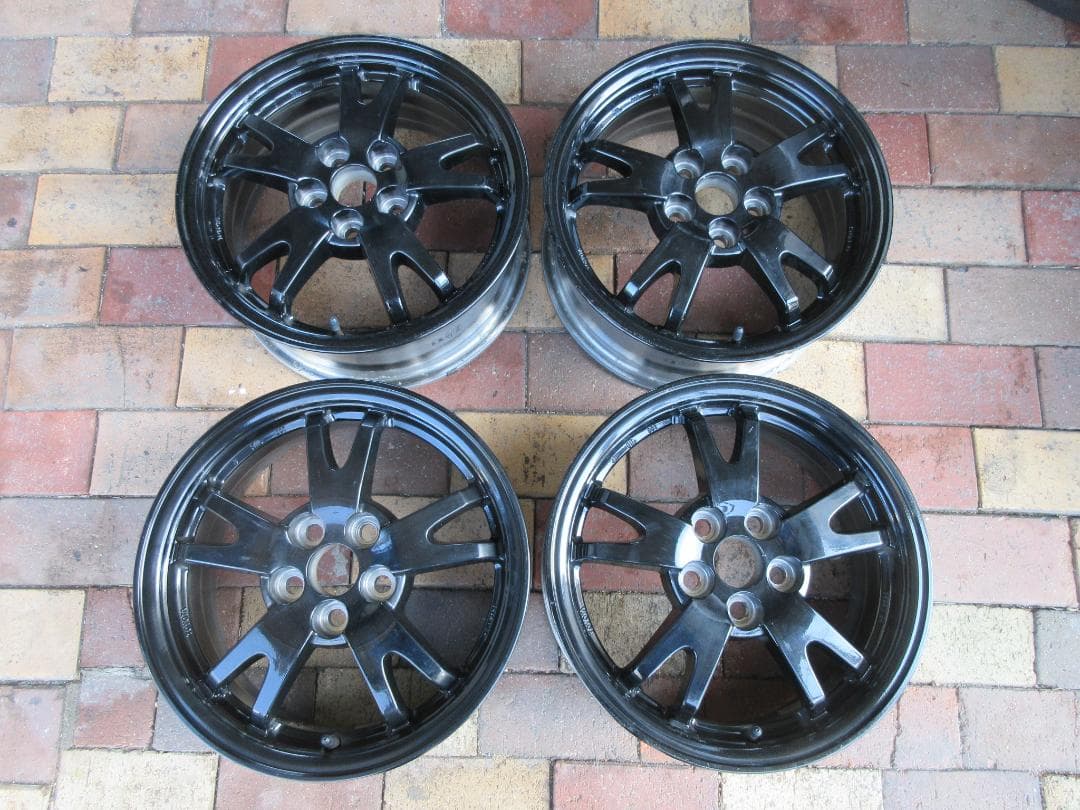 送料込み！冬タイヤ用にも！ 30プリウス純正後期 15インチホイール 良品4本組