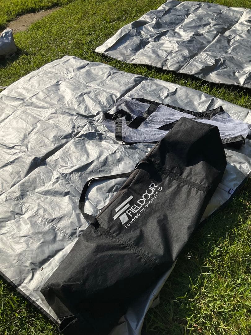 FIELDDOORタープ2mX2m サイドシート4枚、メッシュルーフ棚つき