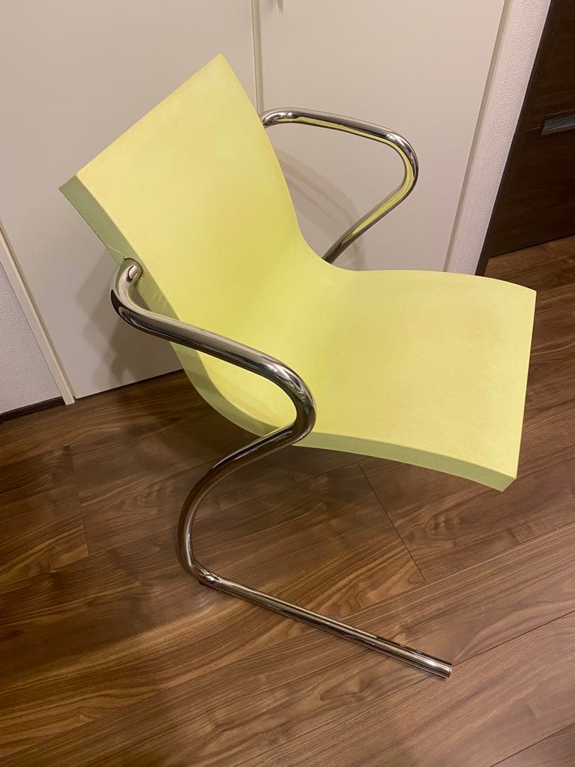 ダイニングチェア fasem Magic Chair