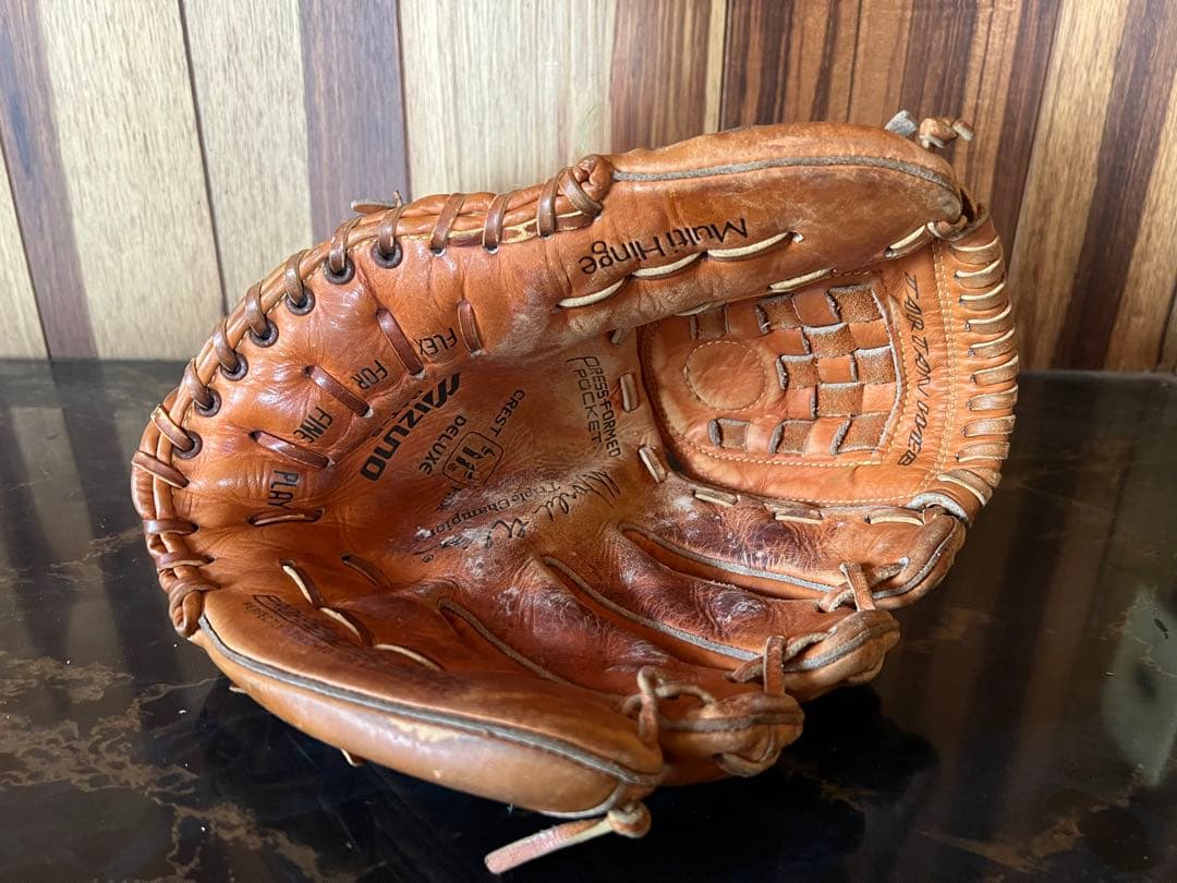 【O-781】ミズノ グローブ 赤カップ ワールドウィン ビンテージ